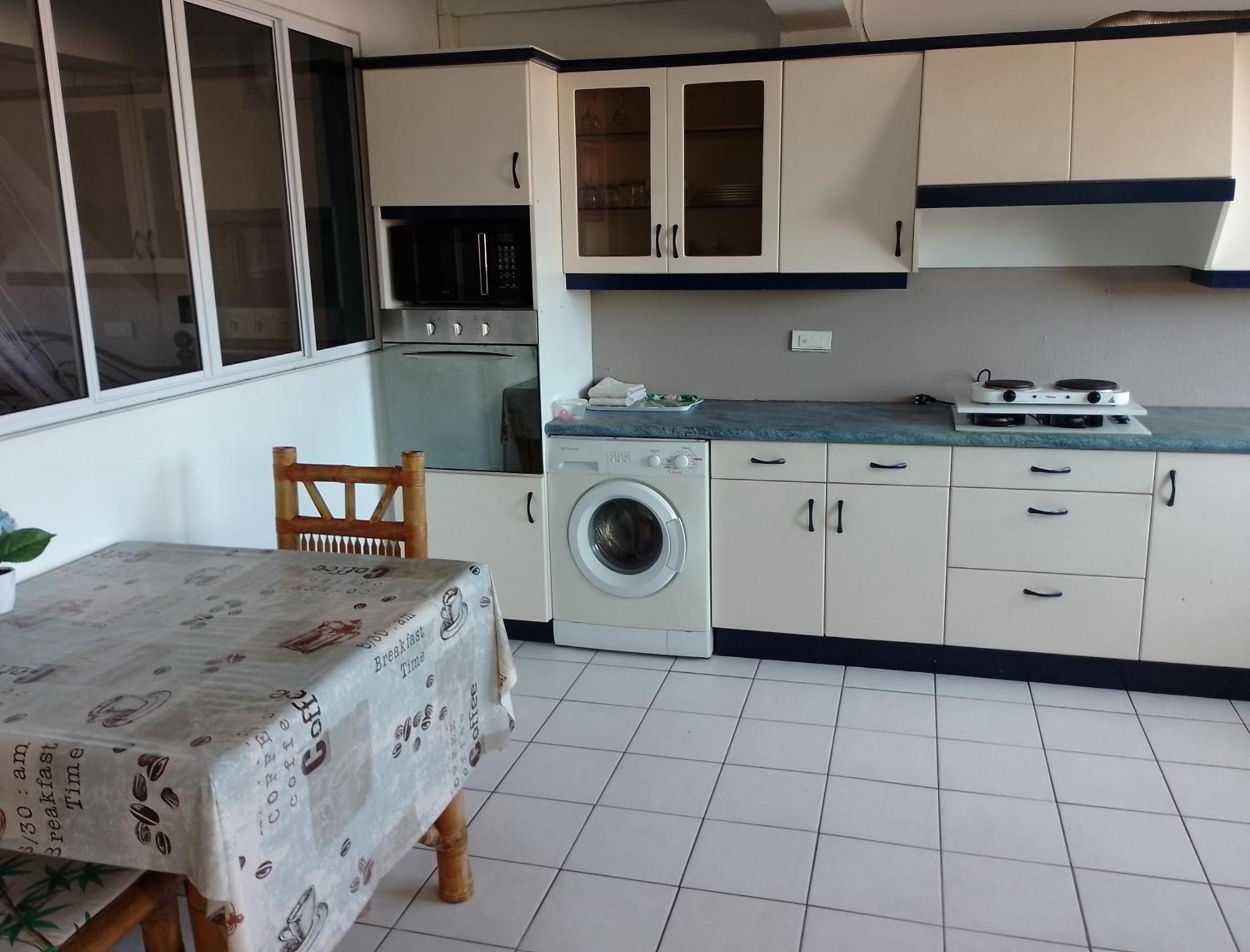 Revolution Tahiti Apartment Папеете Екстериор снимка